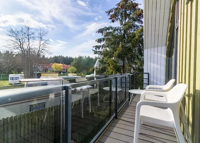 Away Apartment, By Cohost 아파트 *